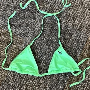 Boutine la bikini top